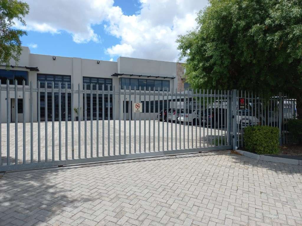 60m² Office For Rent in Airport City Airport Industria